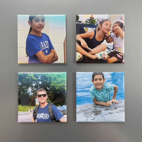 4 Photo Magnets